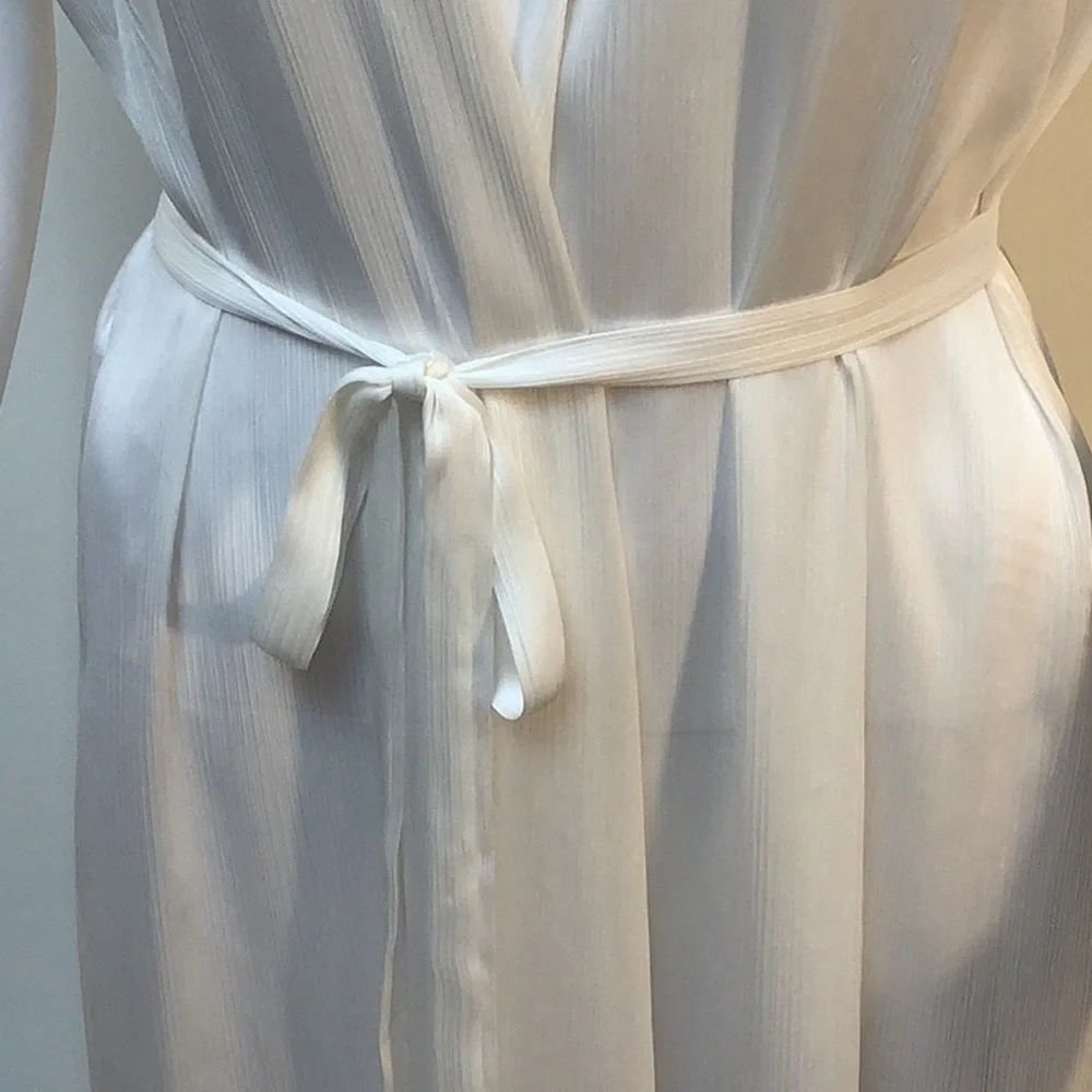 Oscar De La Renta Pink Label Ivory Semi Sheer Black Lace Shoulder Robe Sz M